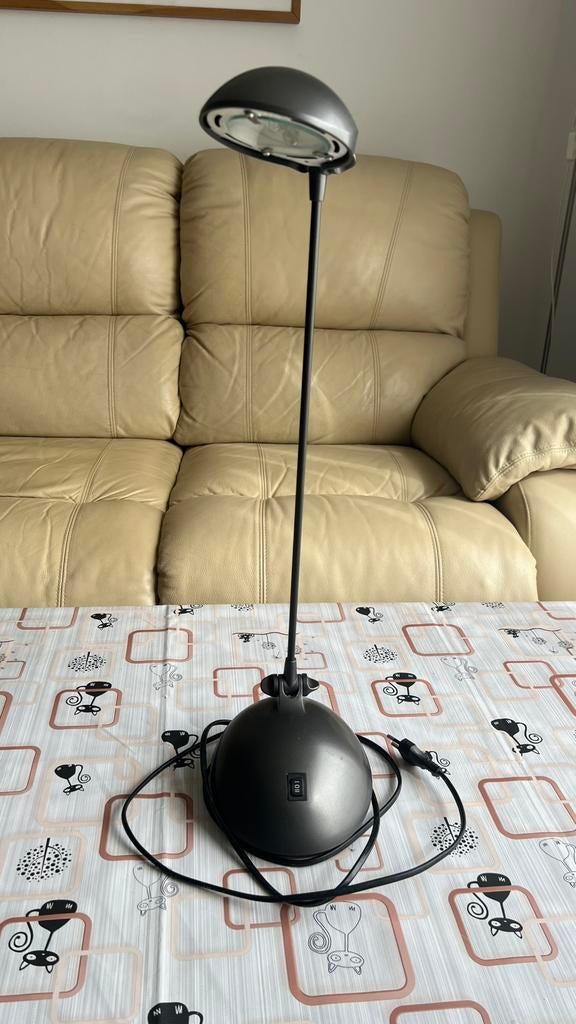 Lampe, Ophalen, Zo goed als nieuw