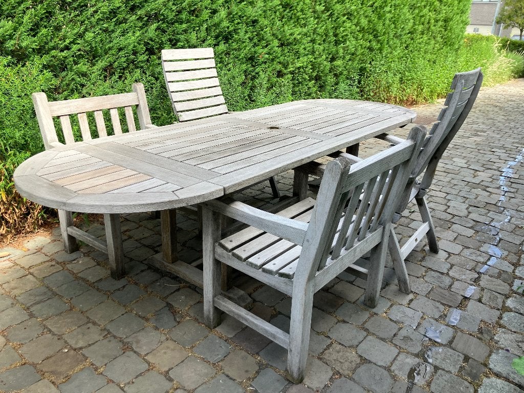 Mooie grote houten terrastafel en 4 stoelen van Gloster, Ophalen, Gebruikt, Ovaal, Hout