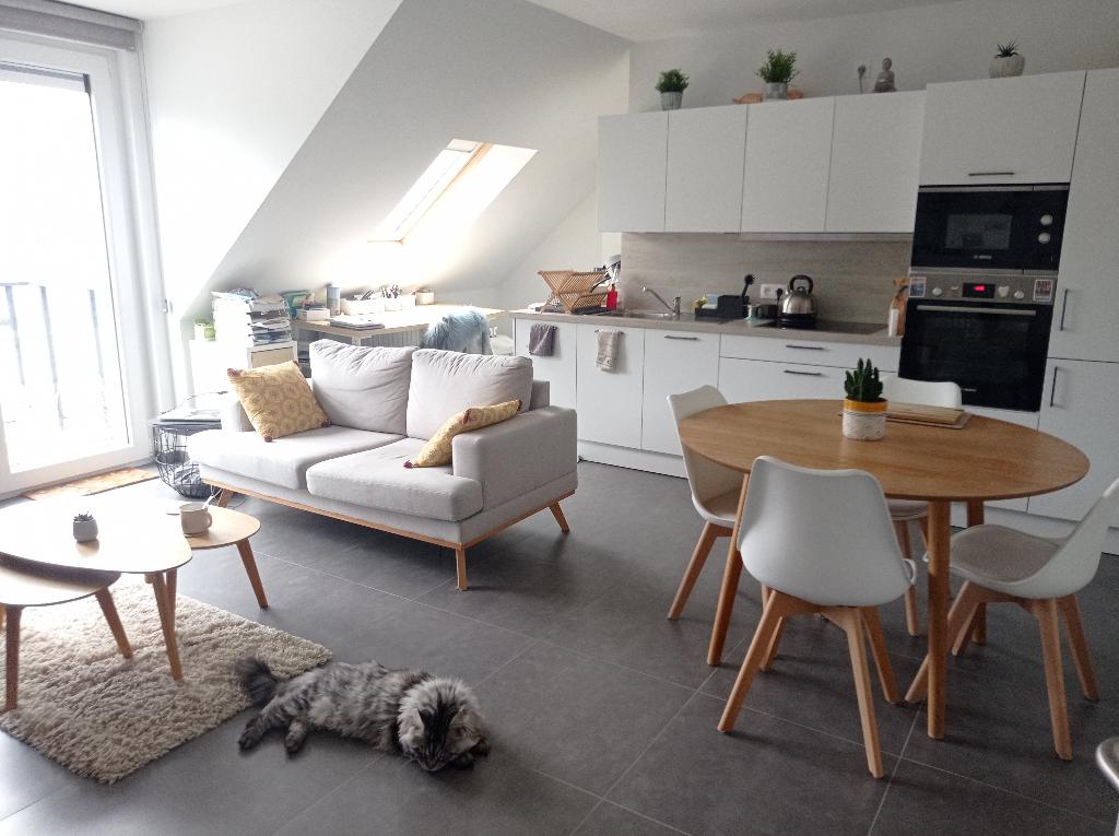 Contenu complet appartement à vendre (meubles,électro,déco), Ophalen