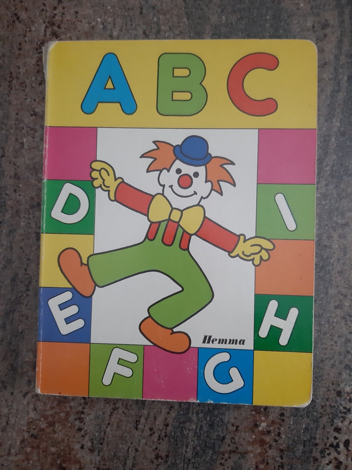 het ABC boek in goede staat, Ophalen