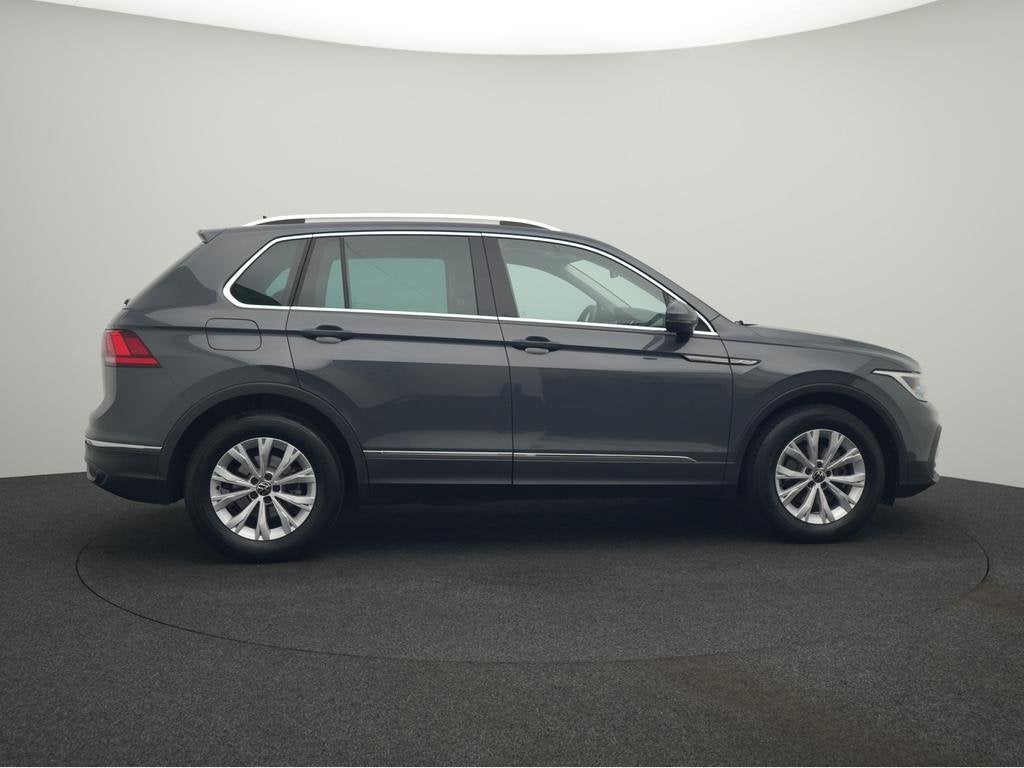 Volkswagen Tiguan Tiguan 2.0 TDI SCR Life DSG, Autos, Volkswagen, Argent ou Gris, Achat, Automatique, 119 g/km