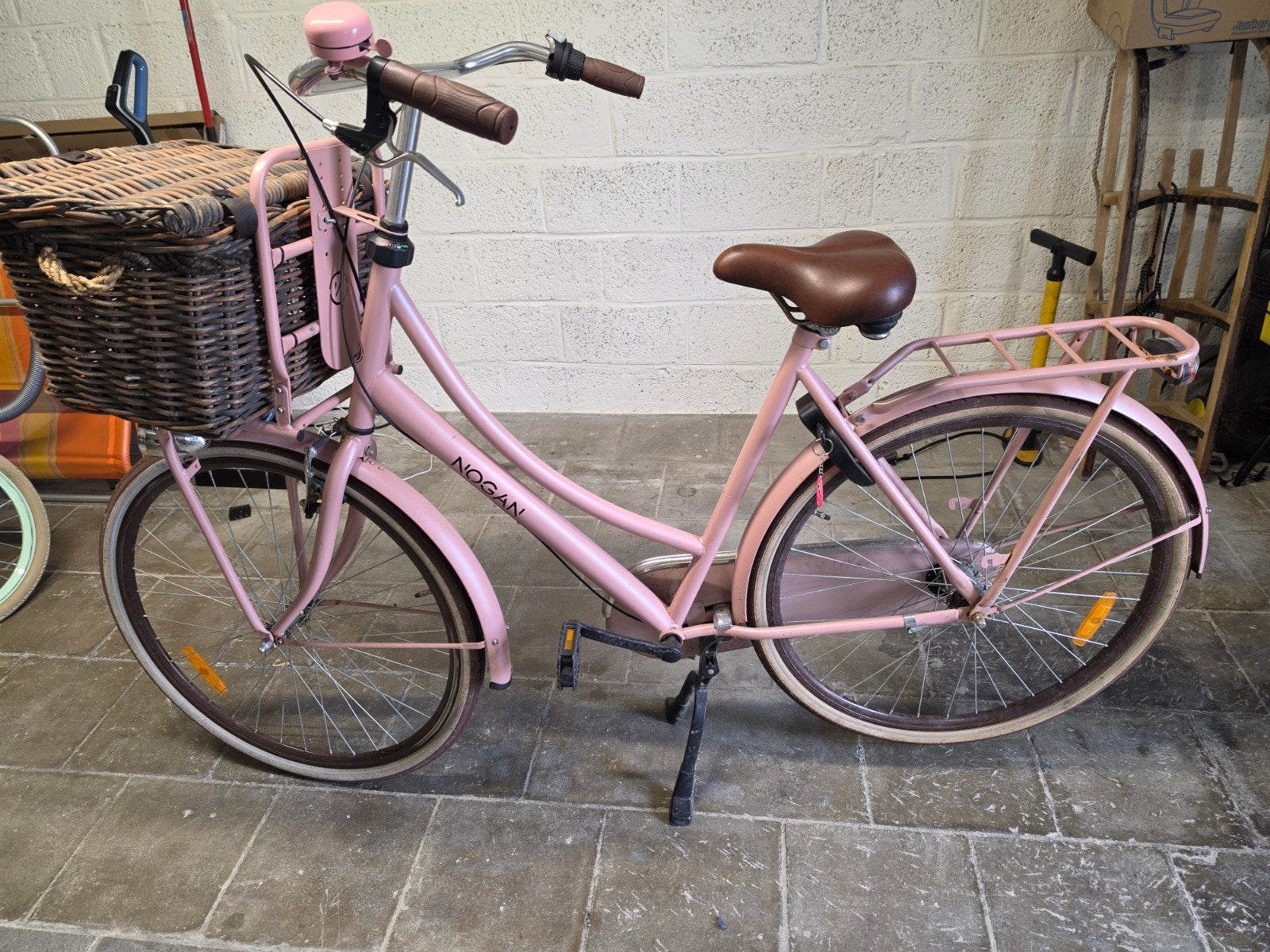 oma fiets, Ophalen
