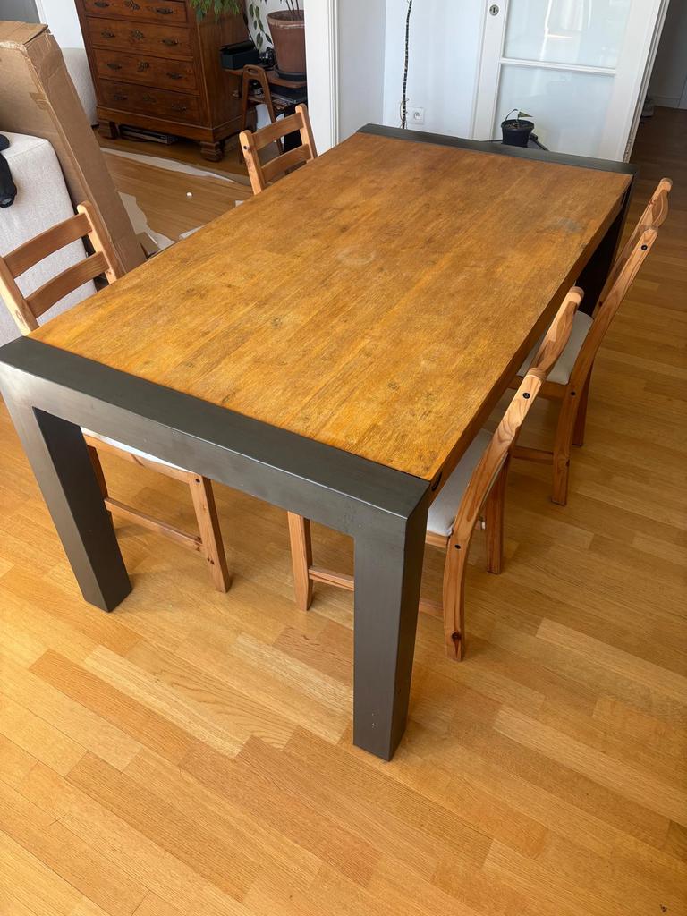 Table à manger en bois et pieds metalliques + rallonge, Maison & Meubles, Tables | Tables à manger, Enlèvement, Comme neuf, Métal
