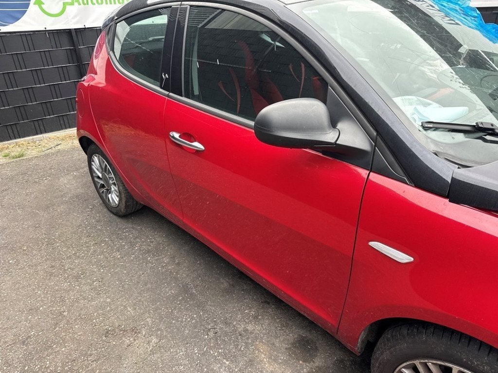 PORTE AVANT DROITE Ypsilon (312) (|51835715|52121645|), Lancia Automobiles - Stellantis Europe S.p.A, Avant, Lancia, Corso G. Agnelli 200
10135  Turin, IT