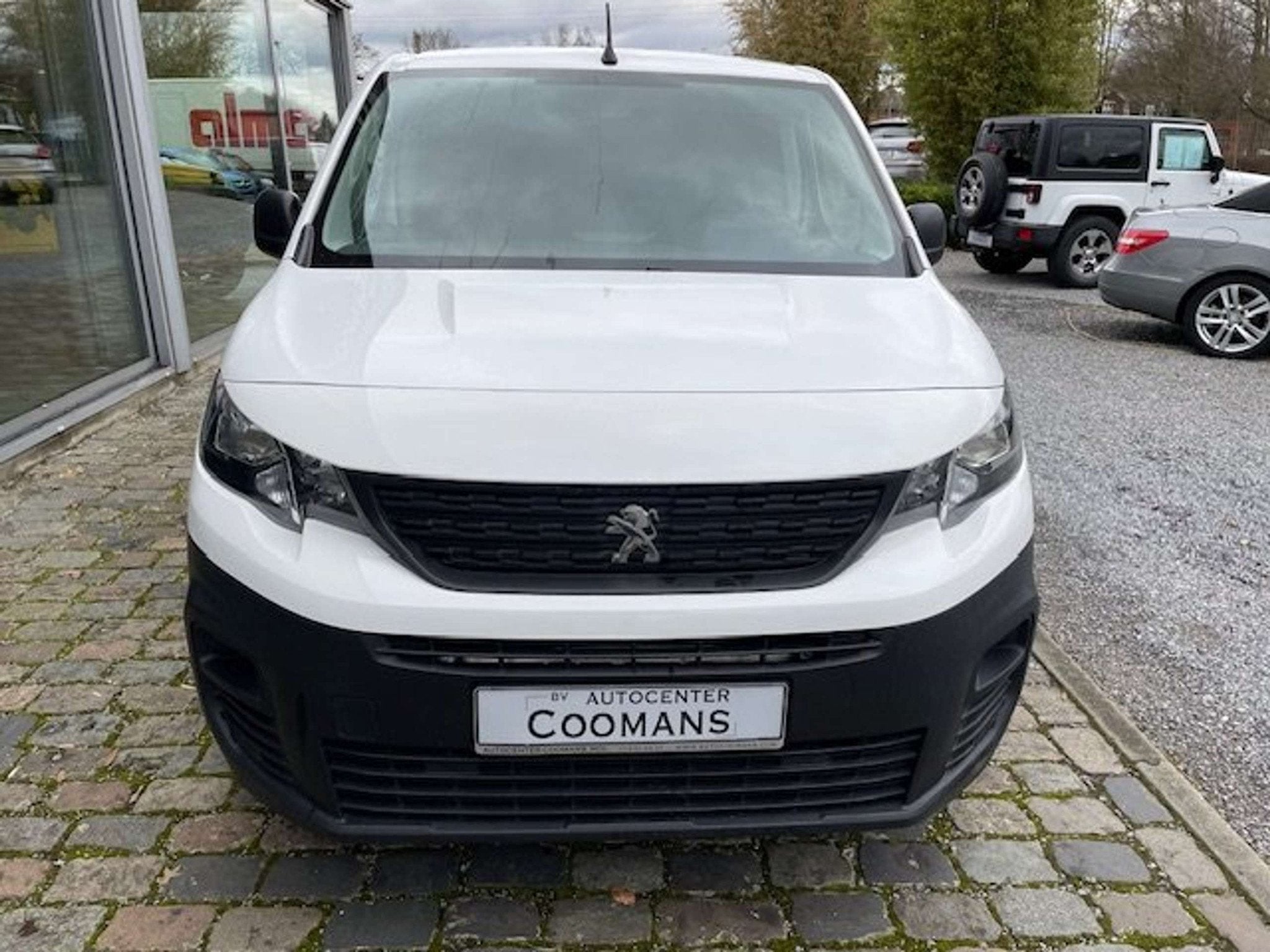 Peugeot Partner 1.5 hdi 3 ZIT AIRCO 12.355+BTW (bj 2020), Auto's, Gebruikt, Wit, Bedrijf, 5 deurs
