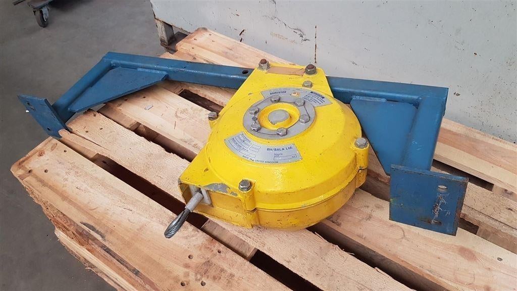 1194. Load Arrestor / valbeveiliging, Enlèvement, Utilisé