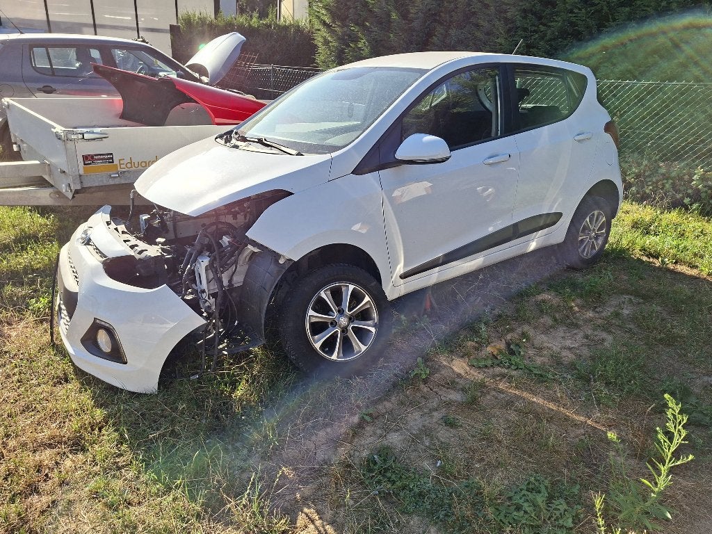 Hyundai i10 pour piece, Autos, Achat, Entreprise, I10, Essence
