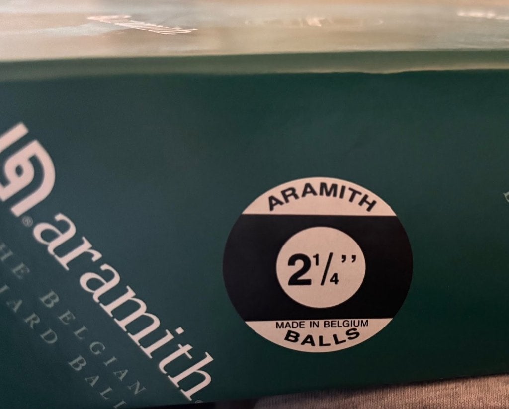 Aramith Premier snookerballen 2¼” – complete set 22 ballen, Sport en Fitness, Ophalen, Zo goed als nieuw, Keu of Ballen