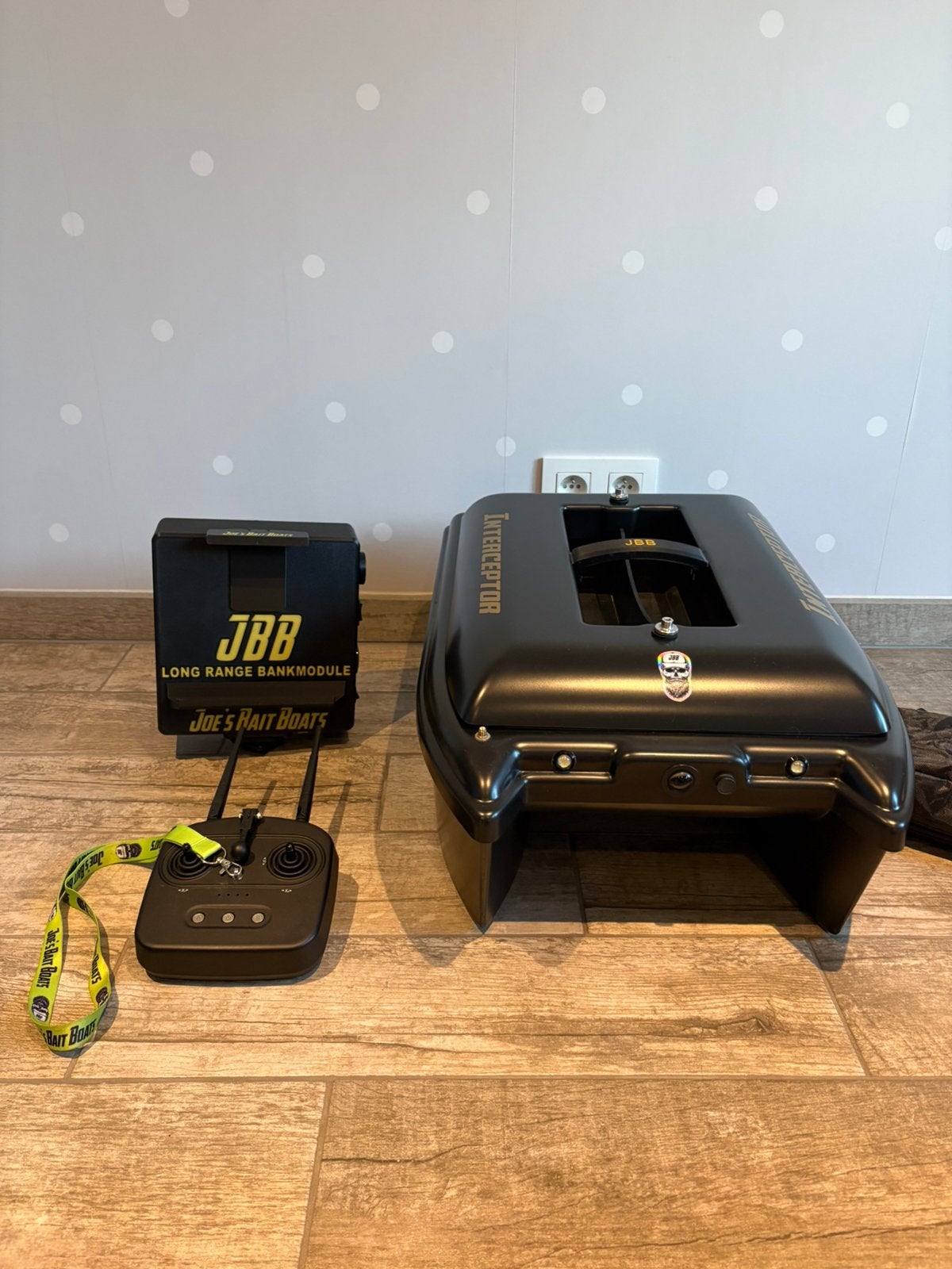 Interceptor van JBB, Ophalen, Zo goed als nieuw