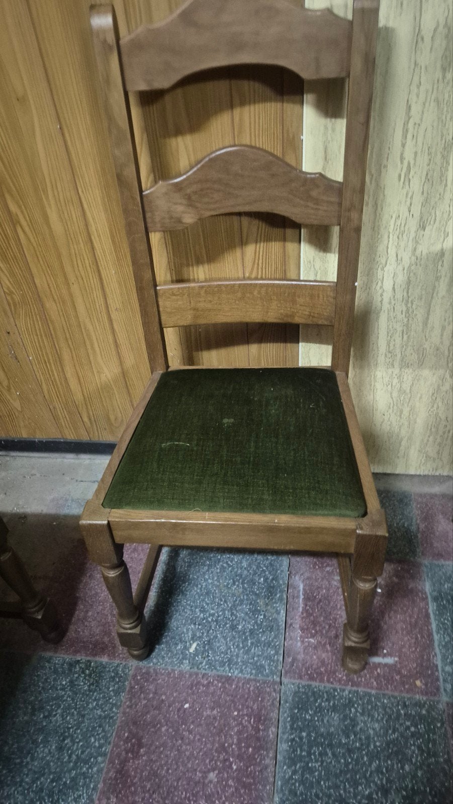 Chaises, Antiquités & Art, Enlèvement