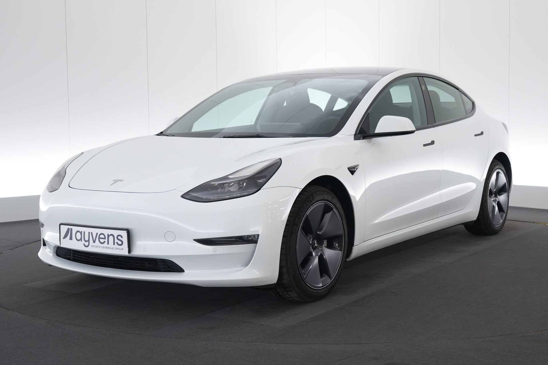 (2CDG601) TESLA MODEL 3, Cuir, Achat, 4 portes, Entreprise