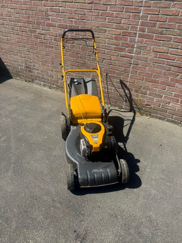 Tondeuse stiga combi 53s, Tuin en Terras, Grasmaaiers, Ophalen, Zo goed als nieuw