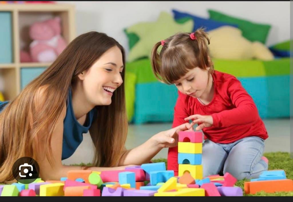 Garde d'enfants a domicile/nounou/babysitter disponible