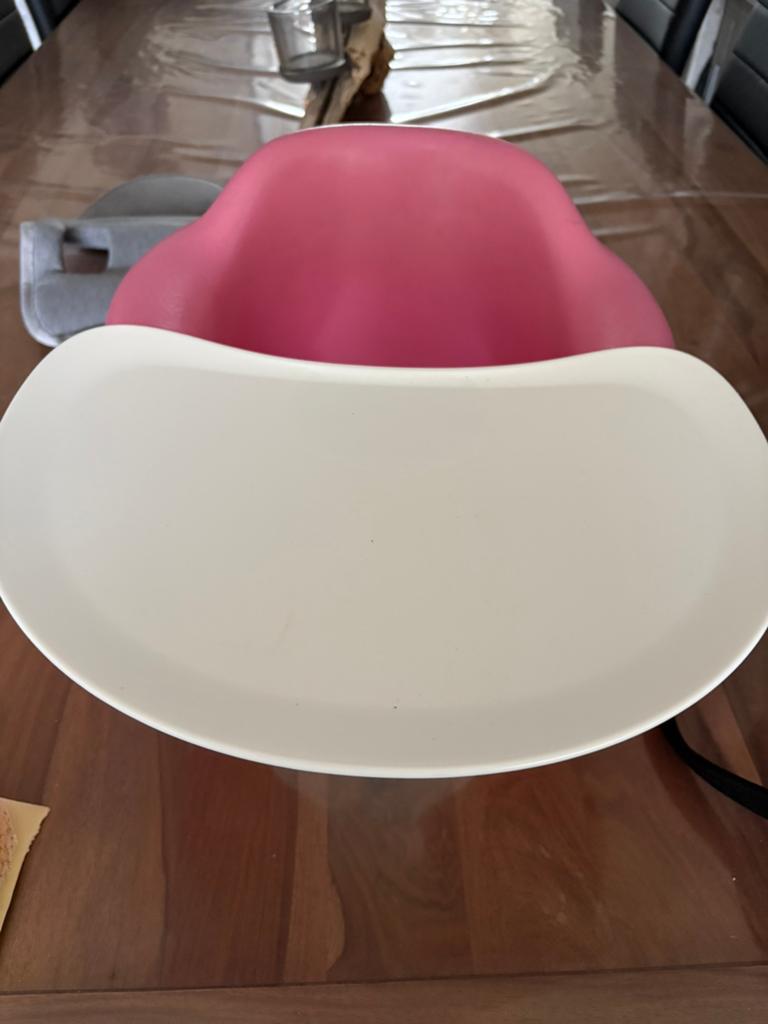 Bumbo seat + tafeltje, Ophalen of Verzenden, Gebruikt