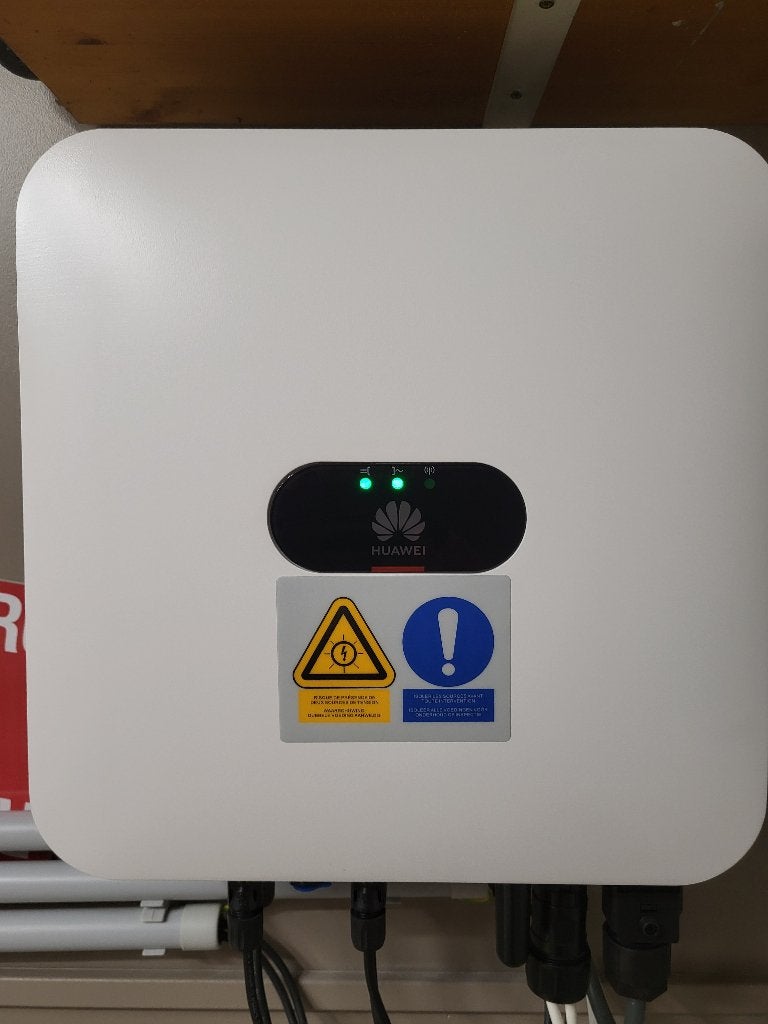 Huawei sun2000 omvormer, Doe-het-zelf en Bouw, Ophalen, Zo goed als nieuw