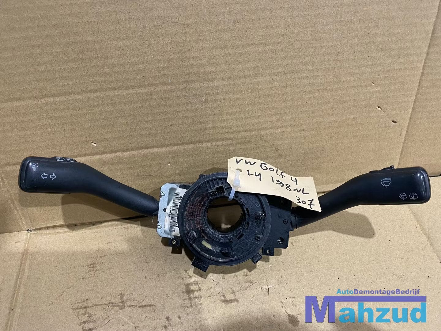 GOLF 4 combi knipperlicht ruitenwisser schakelaar 8L0953513, Volkswagen, Volkswagen AG, Vw@volkswagen.de, Utilisé