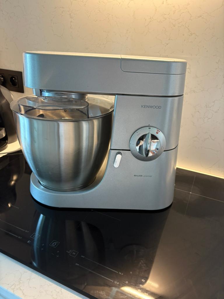 Keukenrobot KENWOOD, Elektronische apparatuur, Keukenmixers, Ophalen, Zo goed als nieuw