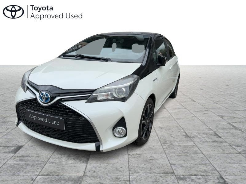 Toyota Yaris Two-Tone, Euro 6, 73 ch, Noir, 5 portes