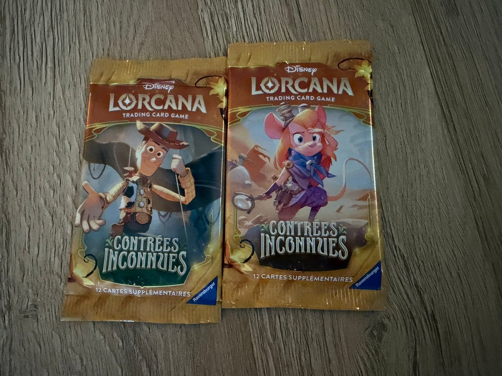 Disney Lorcana Contrées Inconnues – 2 Franstalige Boosters, Ophalen of Verzenden, Nieuw, Booster