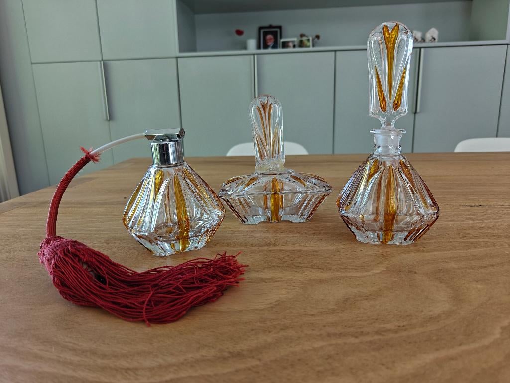 Coffret de parfum vintage « Amber Stripes , Antiquités & Art, Antiquités | Verre & Cristal, Enlèvement