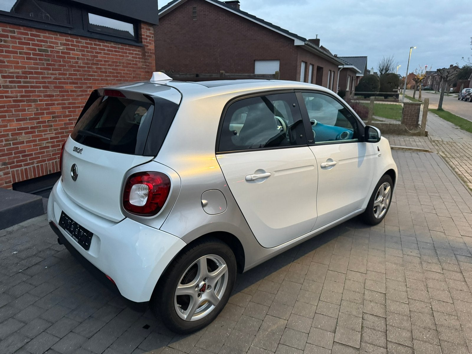Smart ForFour 1.0 essence, Autos, https://public.car-pass.be/vhr/6c387cc7-6c90-413b-b0f5-91a4cc3fff69, Achat, Entreprise, Boîte manuelle