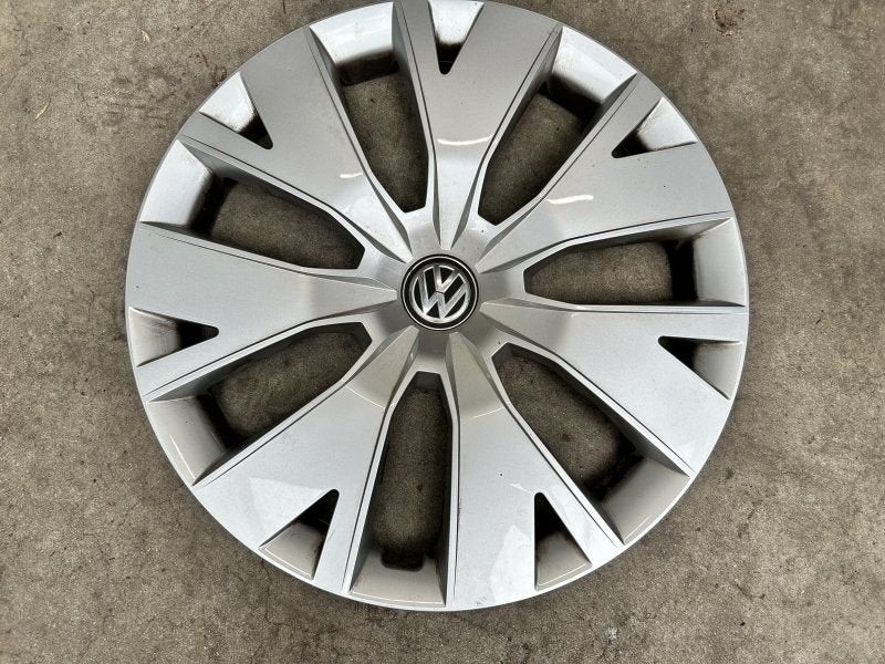 16 inch originele wieldop Volkswagen Taigo 2GM601147A, -, Utilisé, -, -