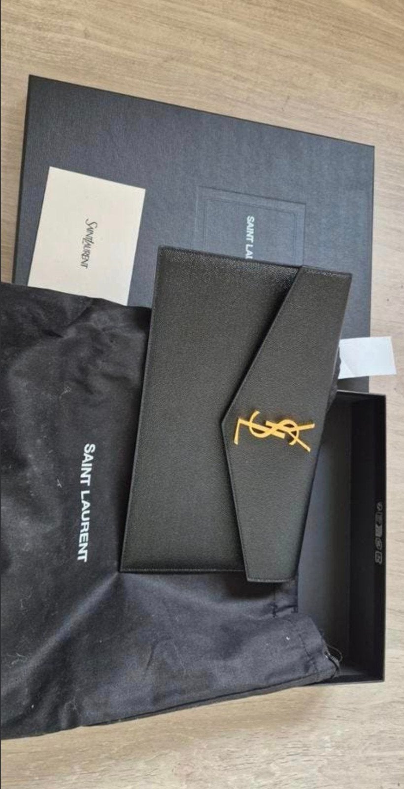YSL pochette enveloppe, Bijoux, Sacs & Beauté, Sacs | Sacs Femme, Enlèvement, Comme neuf, Noir, Sac de soirée