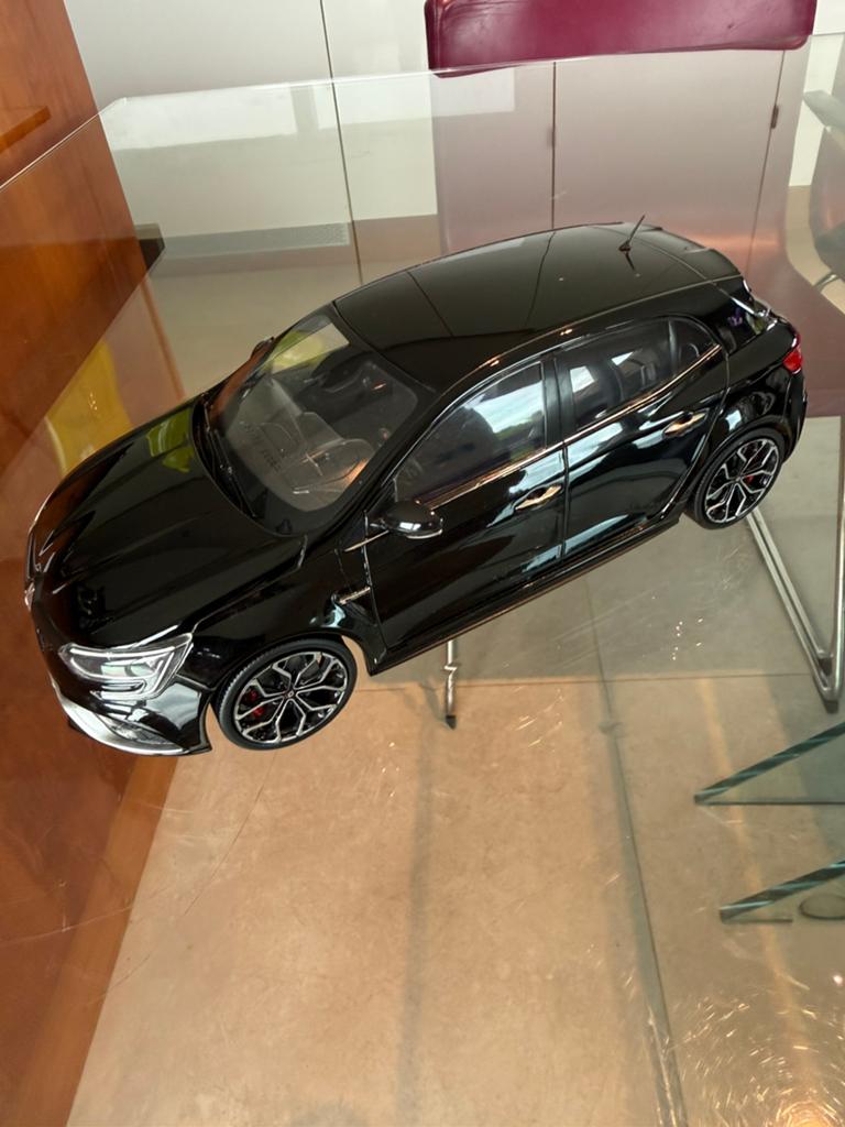Norev 1/18 - Renault Mégane R.S. Limited Edition zonder doos, Hobby en Vrije tijd, Modelauto's | 1:18, Ophalen of Verzenden, Zo goed als nieuw