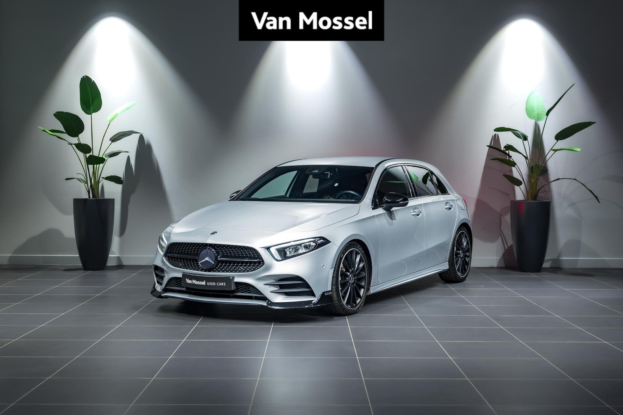 Mercedes-Benz A200 AMG LINE (automatique), Autos, Achat, Euro 6, Entreprise, Carnet d'entretien