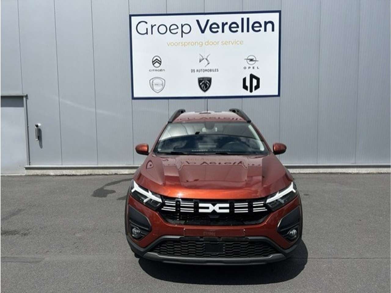 Dacia Jogger TCe Essential 5PL, 0 kg, https://public.car-pass.be/vhr/d2614a9f-18d1-401a-af18-f9228382aa68, Monovolume, Euro 6