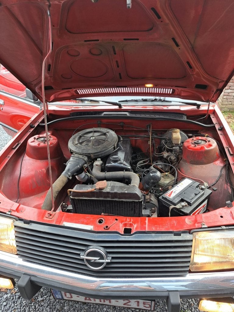 Opel Rekord E1, Autos, Opel, Rouge, Autres modèles, Achat, Beige