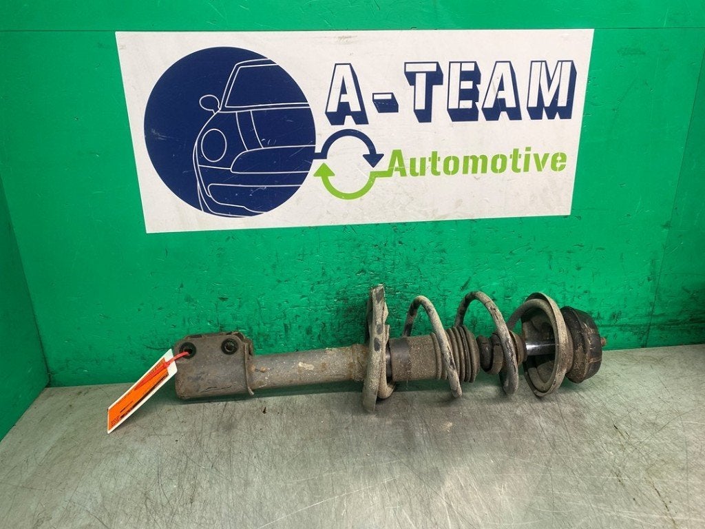 AMORTISSEUR OU ABSORBEUR DE CHOC AVANT DROIT Dacia, Dacia, Renault Deutschland AG, Utilisé, Peter-Huppertz-Straße 5
51063  Köln, DE