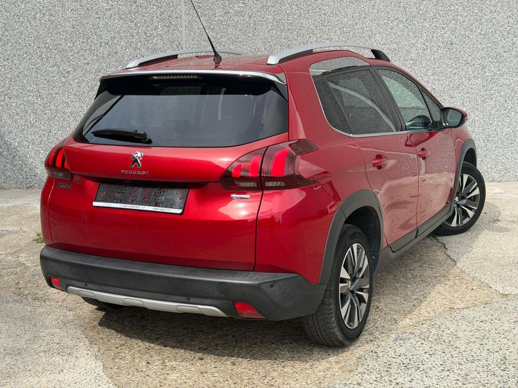 Peugeot 2008 1.2 Essence 2017 EURO 66 AUTOMATIQUE, Auto's, Peugeot, Euro 6, Leder en Stof, Bedrijf, 5 deurs