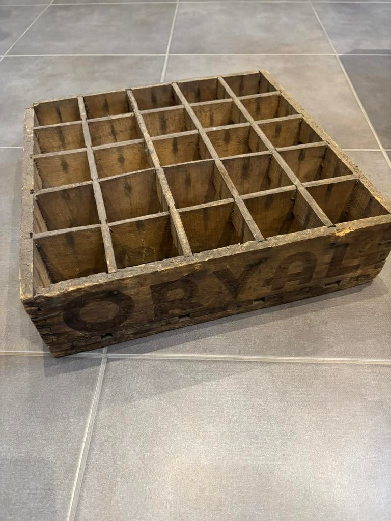Casier en bois Orval 1961, Ophalen, Zo goed als nieuw
