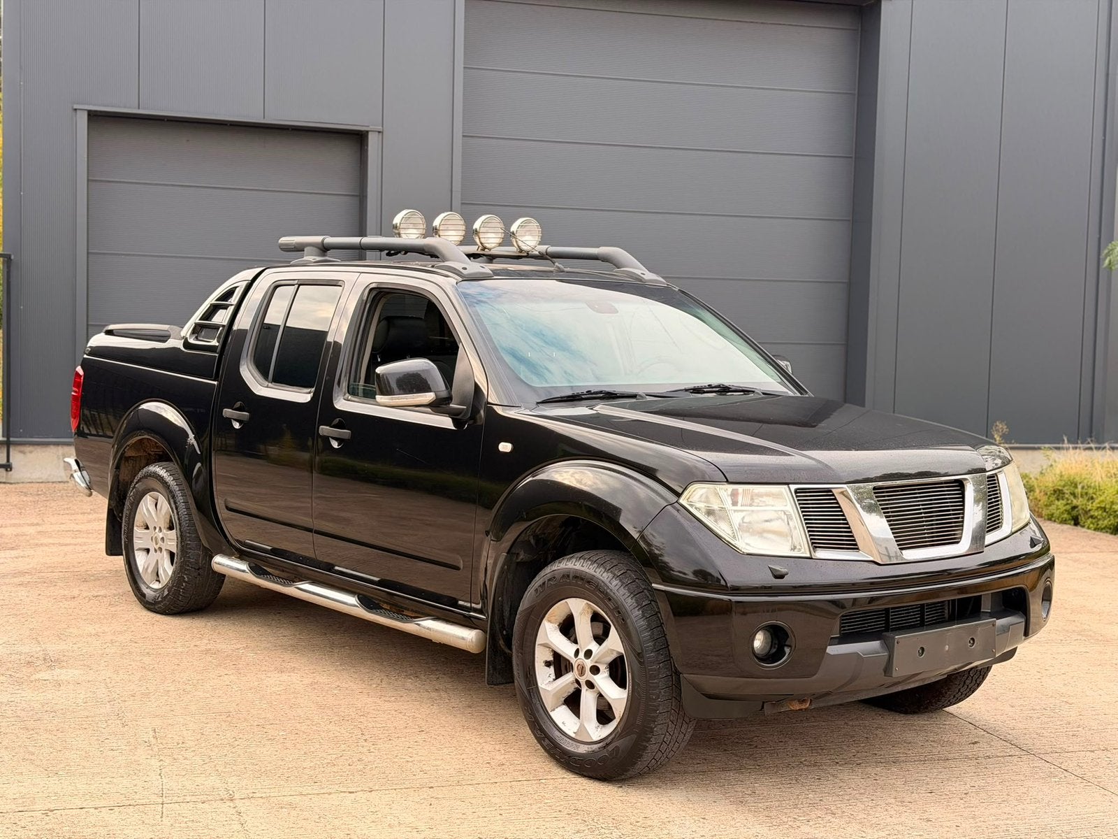 Nissan Navara/2.5Tdi/5 Place/Léger - Fret, Autos, Camionnettes & Utilitaires, Entreprise, Achat, 4x4