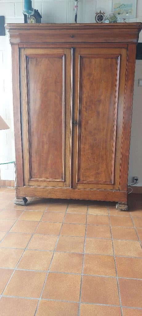 Meuble ancien en noyer, Enlèvement