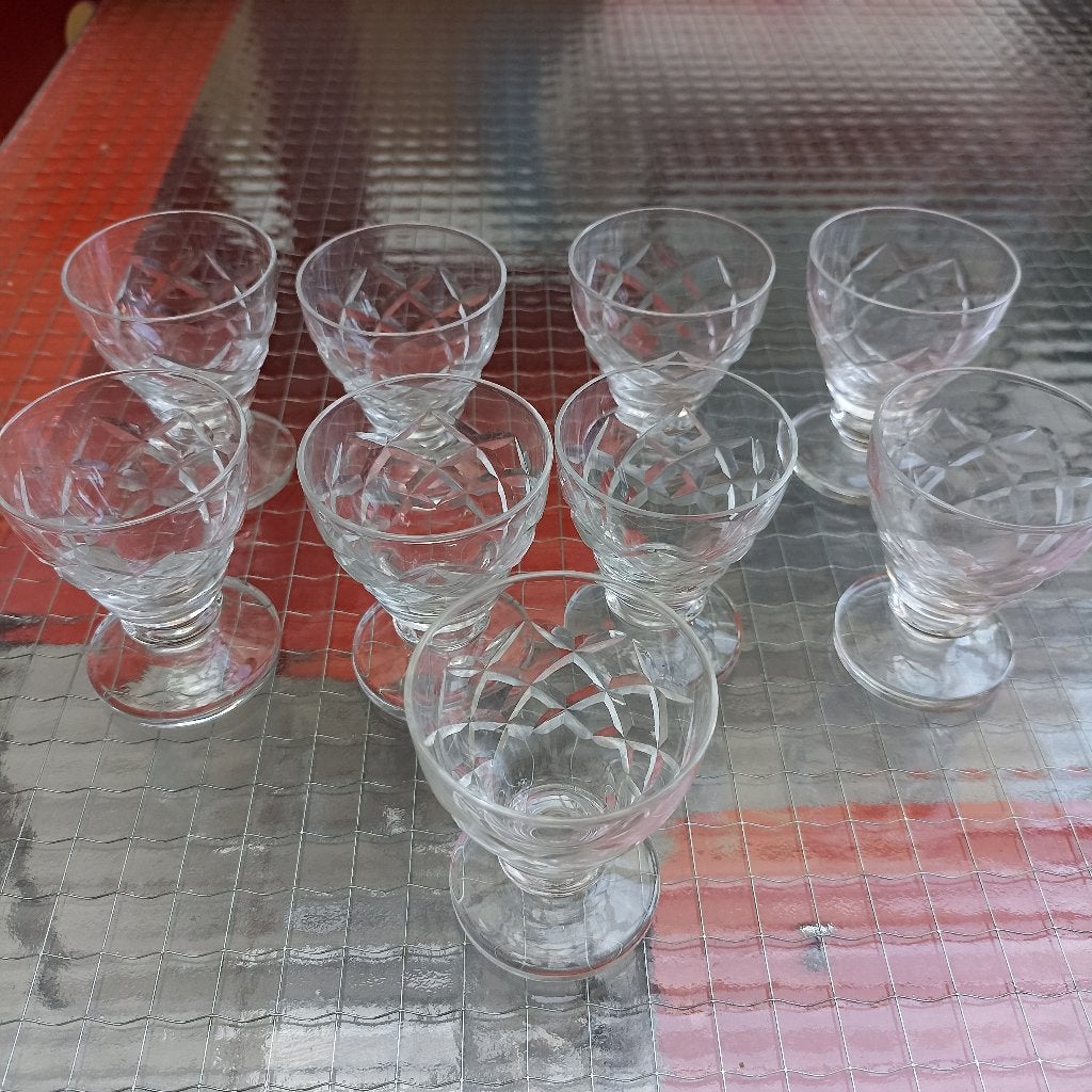 Verres anciens en cristal taillés, Enlèvement ou Envoi