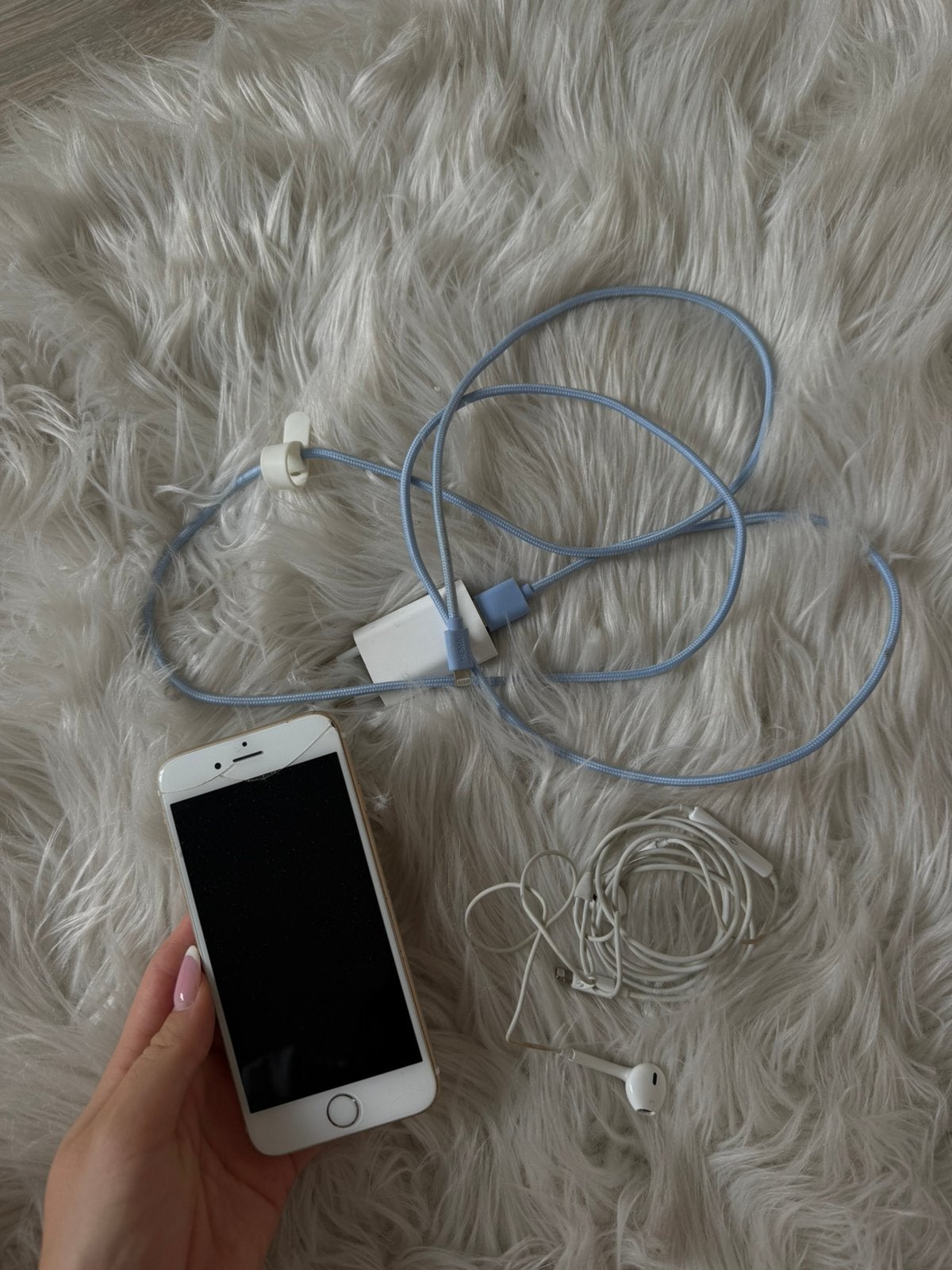 Iphone 6s + lader + oortjes, Télécoms, Or, Enlèvement, Utilisé, 64 GB
