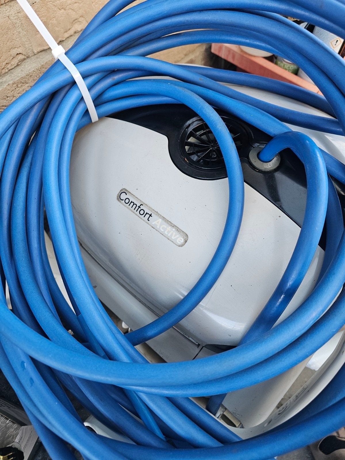 Zwembadrobot dolphin., Jardin & Terrasse, Accessoires de piscine, Enlèvement