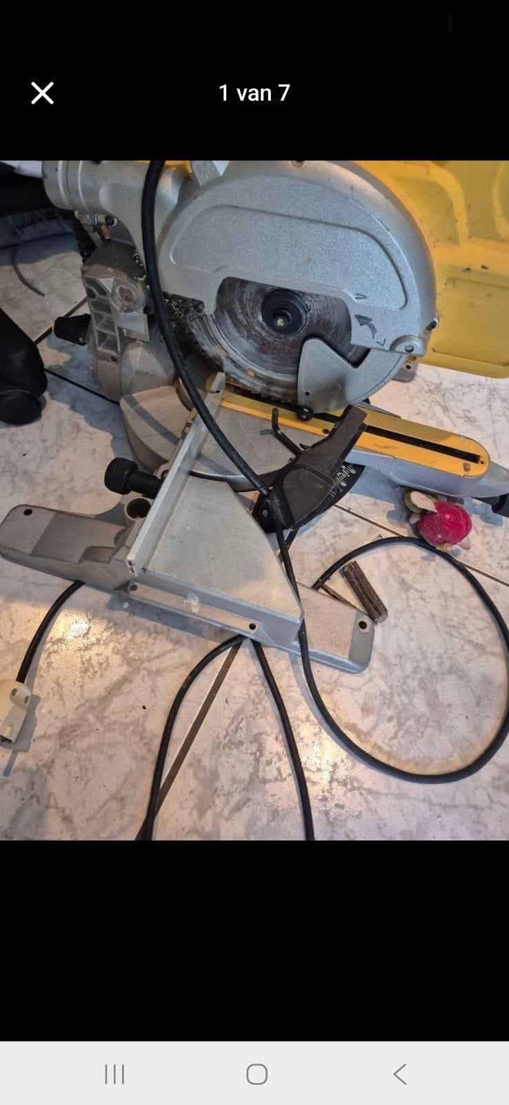 dewalt zaagmachine, Ophalen
