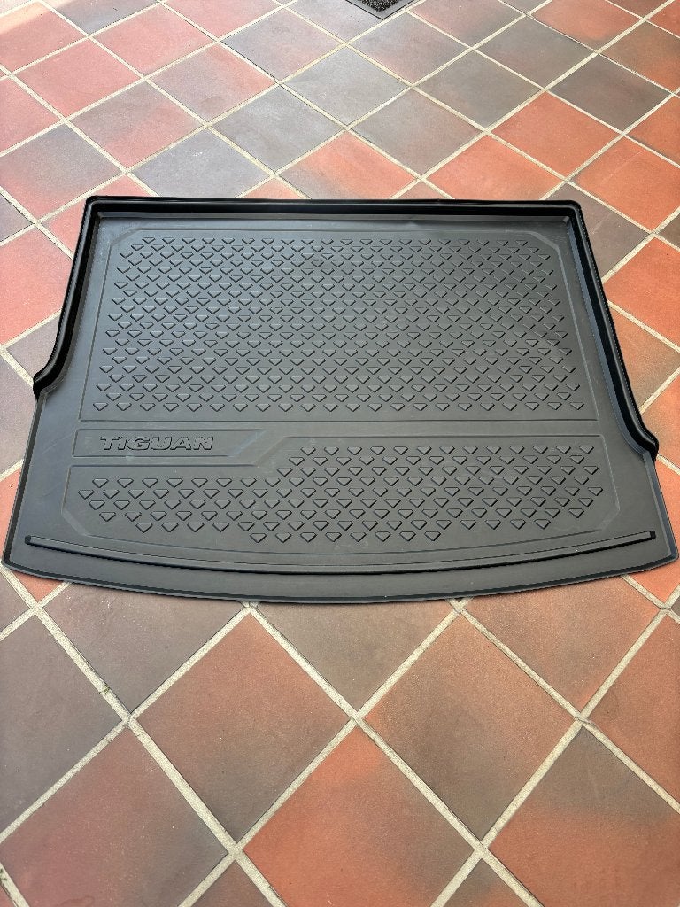 Protecteur de tapis de bagages VW Tiguan 2016-2023, Enlèvement, Comme neuf