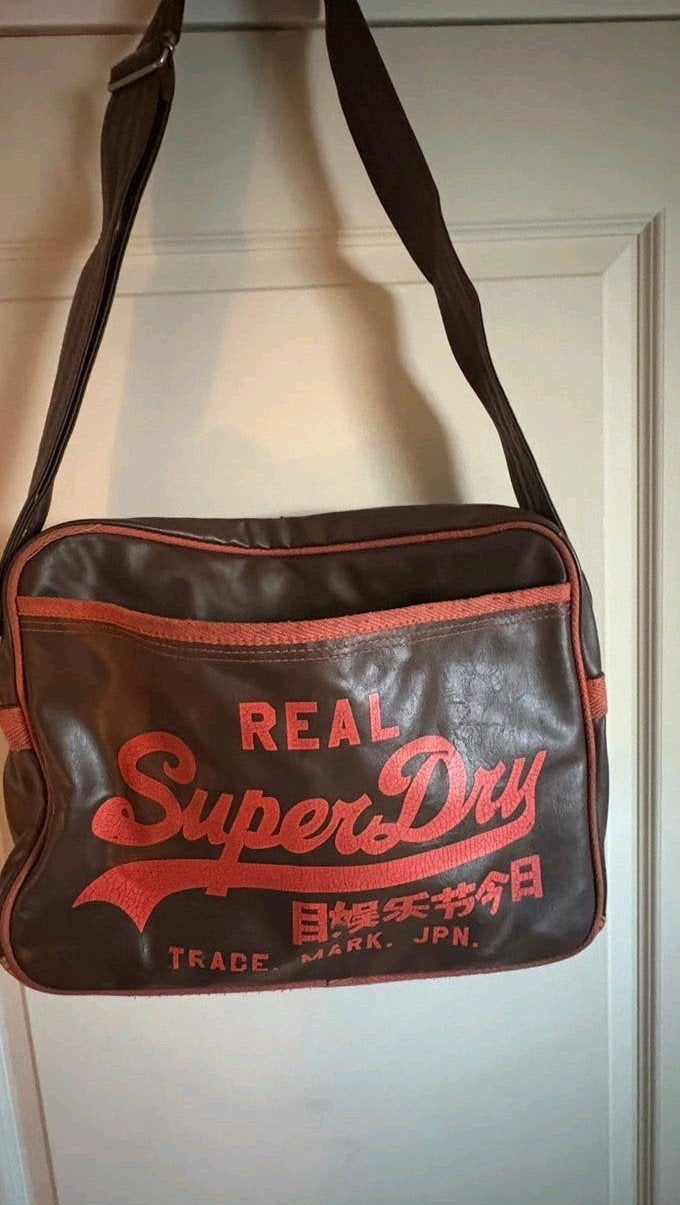 🎒🎒🎒Superdry Alumni schouder/laptoptas🎒🎒🎒, Ophalen of Verzenden, Zo goed als nieuw, Bruin, Overige merken