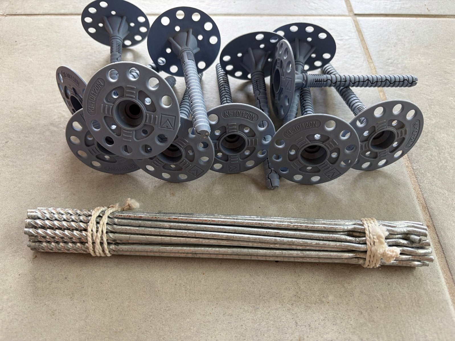 Isolatieplug 120N en slagspouwanker 25cm, Doe-het-zelf en Bouw, Ophalen, Nieuw