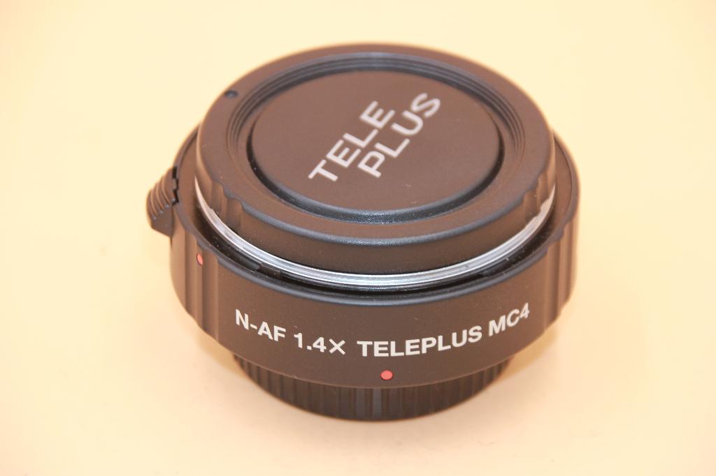 NIKON AF : N AF 1.4 TELEPLUS MC4 DGX, Audio, Tv en Foto, Fotocamera's Analoog, Ophalen of Verzenden, Zo goed als nieuw, Spiegelreflex
