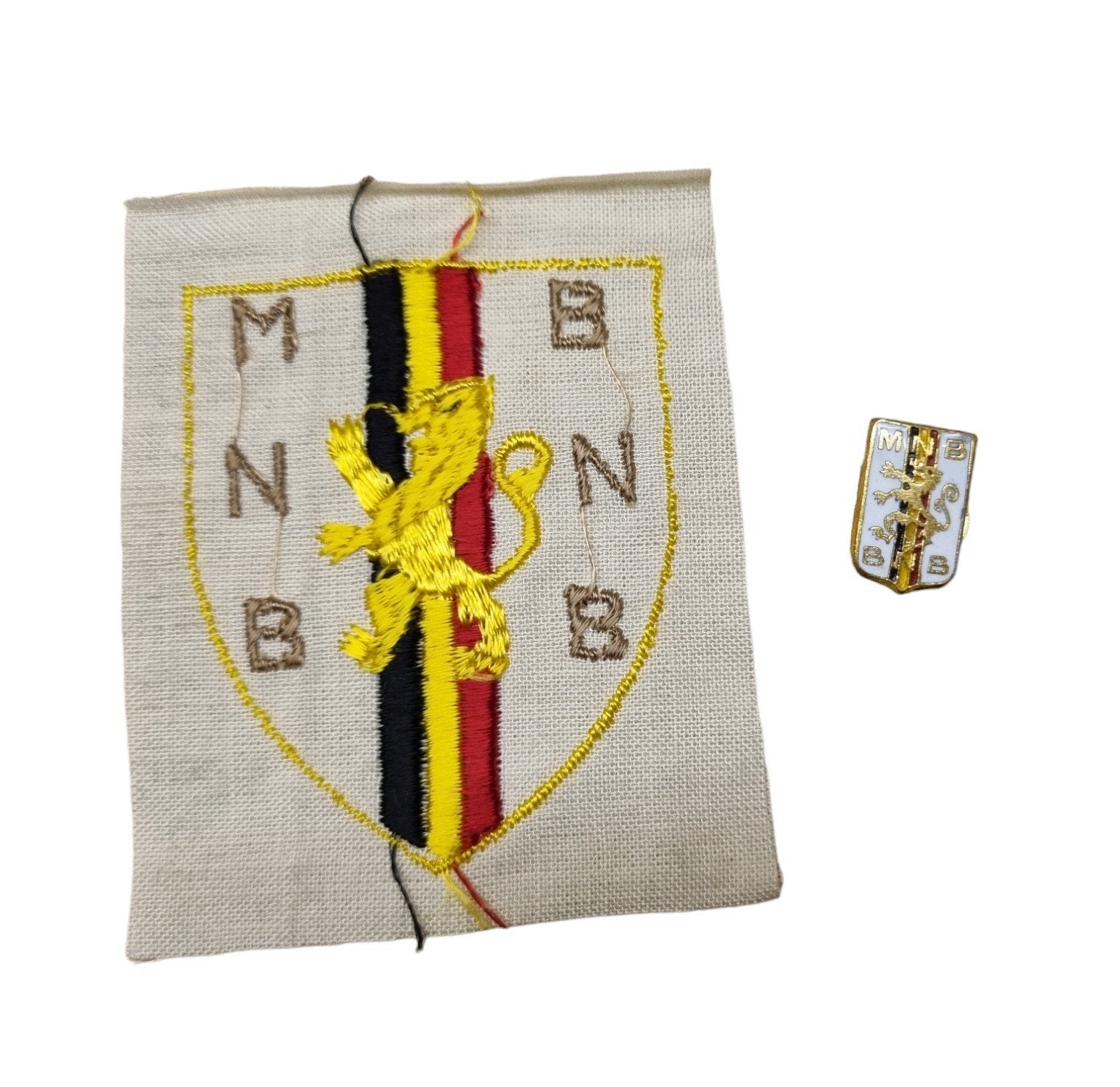 Belgisch Verzet MNB - BNB Patch + Knoopsgatinsigne, Verzamelen, Ophalen of Verzenden, Landmacht, Embleem of Badge