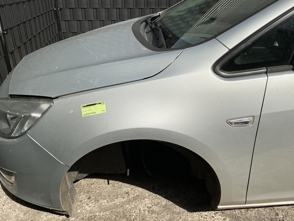 AILE AVANT GAUCHE Astra J Sports Tourer (PD8 / PE8 / PF8), Autos : Pièces & Accessoires, Garde-boue, Opel, Opel Automobile GmbH
