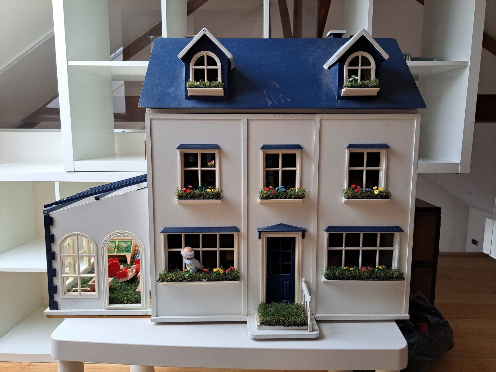 À vendre : belle grande maison de poupée originale, Enlèvement, Utilisé, Maison de poupées