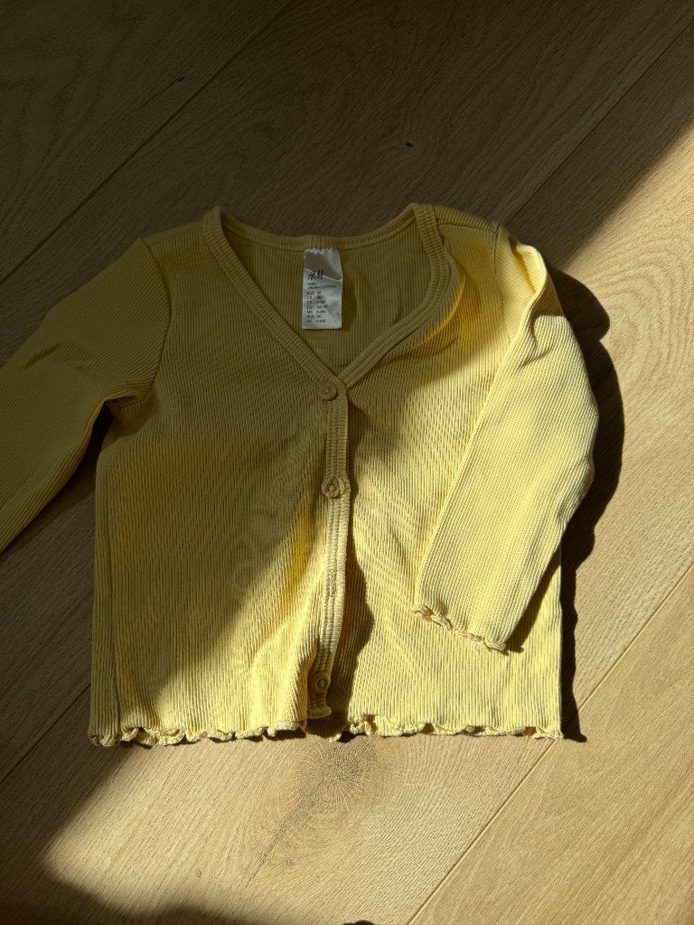 Gilet H&M jaune, Enfants & Bébés, Vêtements de bébé | Taille 68, Neuf, Enlèvement ou Envoi, H&M, Chemisette ou Manches longues
