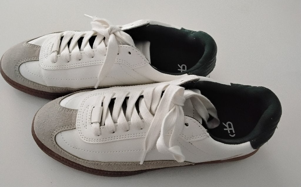 PARFOIS sneakers wit met groen maat 39, Kleding | Dames, Ophalen, Wit, Zo goed als nieuw, Sneakers
