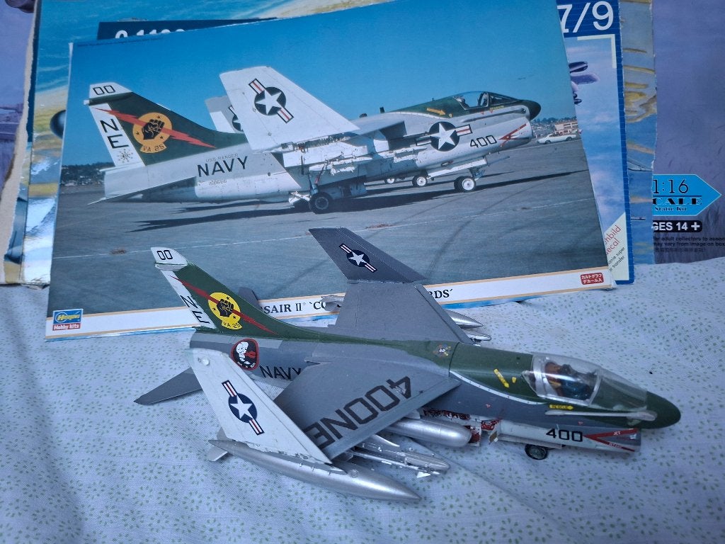 model avion corsair 2, Hobby & Loisirs créatifs, Modélisme | Avions & Hélicoptères, Enlèvement, Utilisé, Avion, Plus grand que 1:72